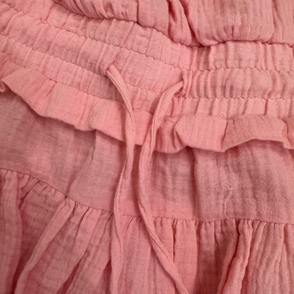 Pink Strapless Ruffle romper - Picture 3 of 4